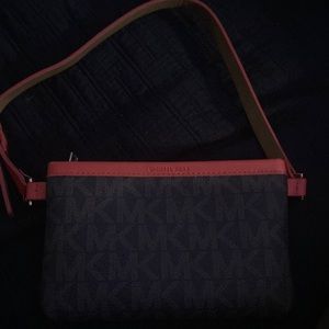 I am selling a new michale Have an blessed day -Braelyn your posh seller